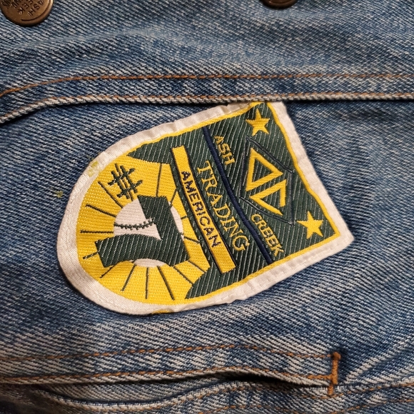 Ash Creek Trading Vintage Denim Jacket - Picture 4 of 8
